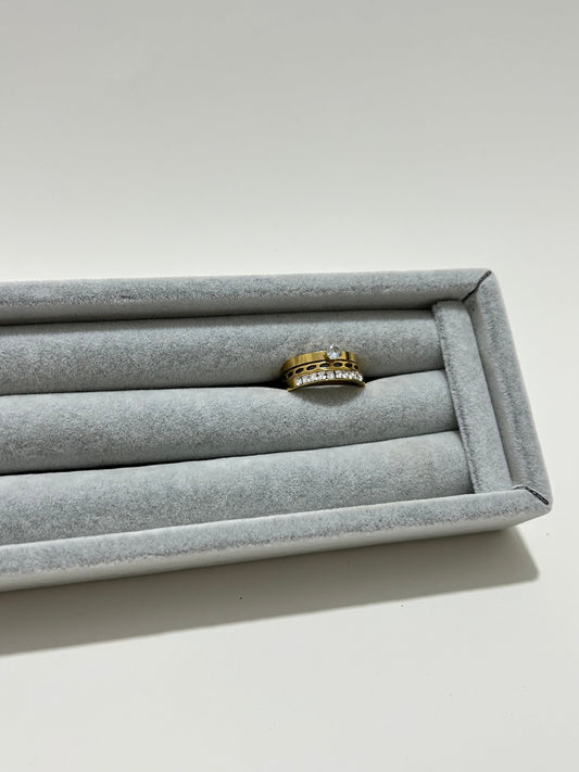 Carter Accessories Altın Renk Tek Taşlı Işıltılı Yüzük